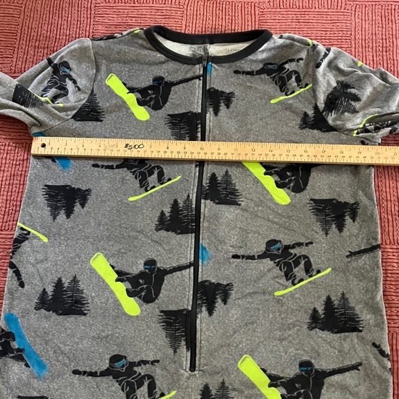 Teen boys extra large/14 to 16 years one piece pajama buttery soft fabric - Picture 5 of 14
